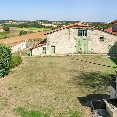 Logis De Cheneviere