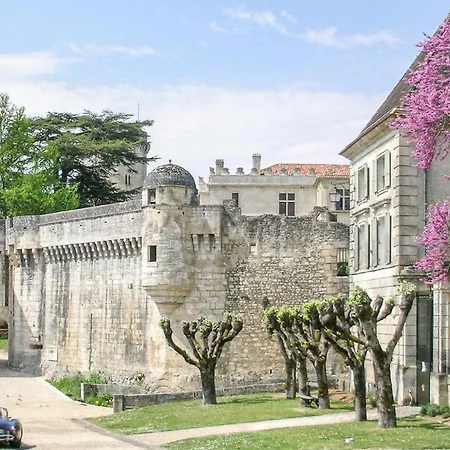 Logis De Cheneviere Dom wakacyjny Juignac