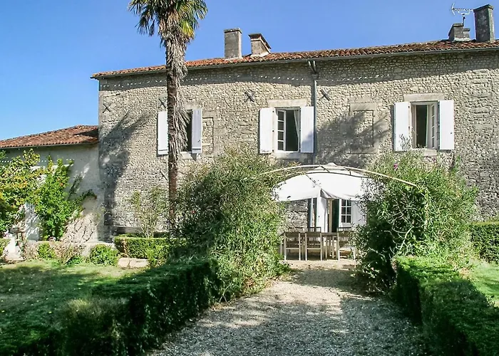 Сasa de vacaciones Logis De Cheneviere Juignac