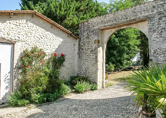 Сasa de vacaciones Logis De Cheneviere Juignac