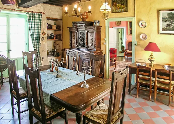 Logis De Cheneviere Сasa de vacaciones